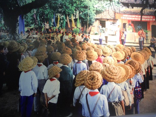 ‘Children at War’ photography exhibition opens in Hanoi - ảnh 13